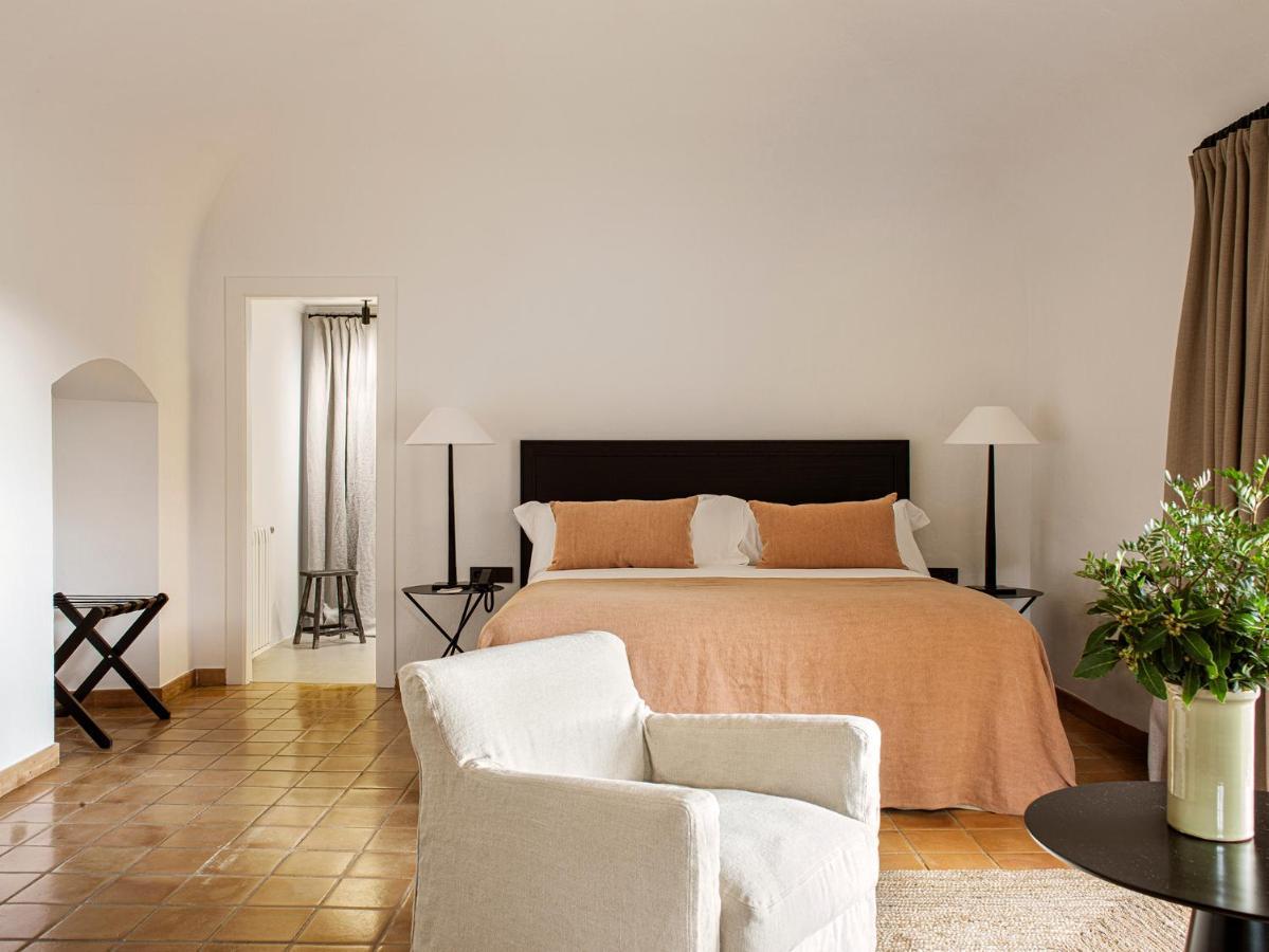 Mas De Torrent Hotel & Spa, Relais & Chateaux Exterior photo