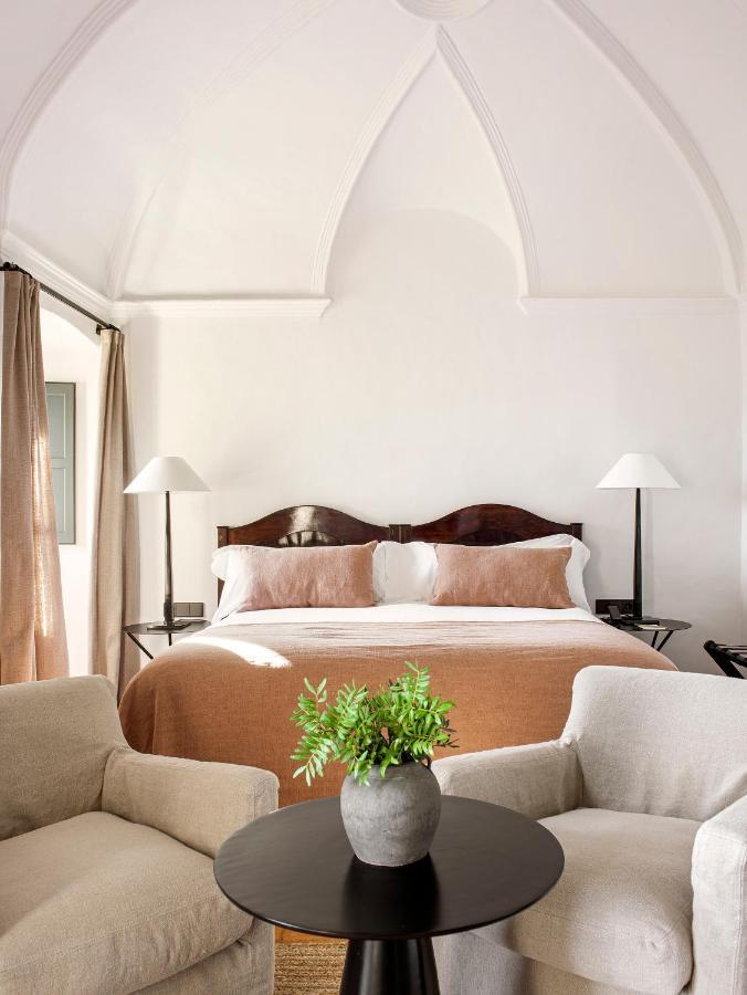 Mas De Torrent Hotel & Spa, Relais & Chateaux Exterior photo